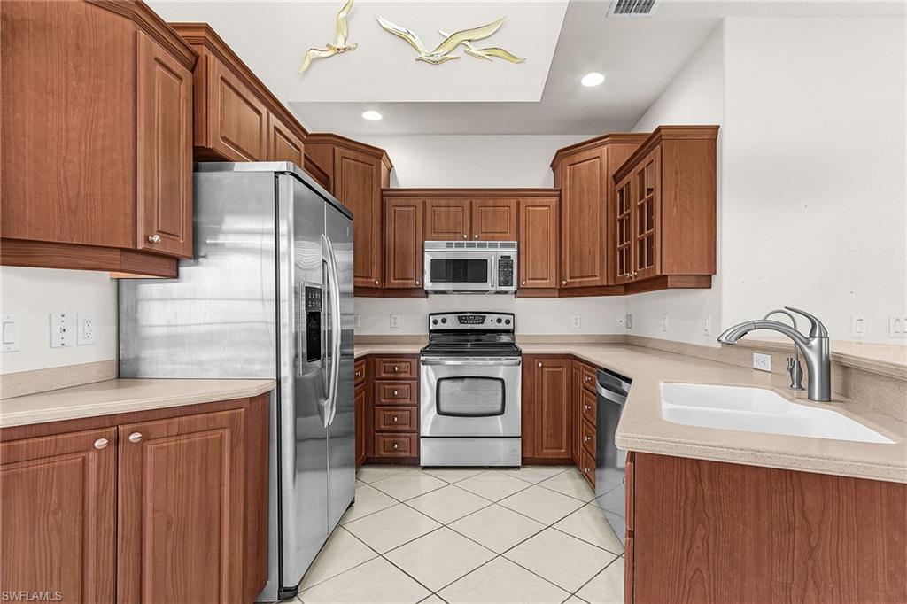 FORT MYERS SHORES - Residential