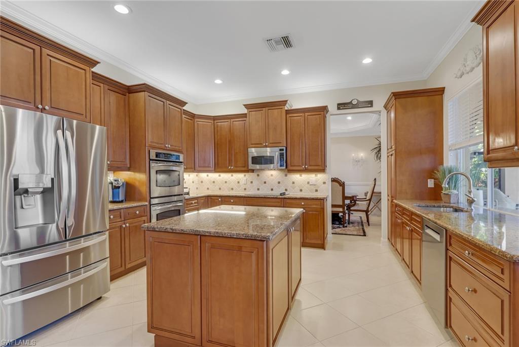 SATURNIA LAKES - Residential