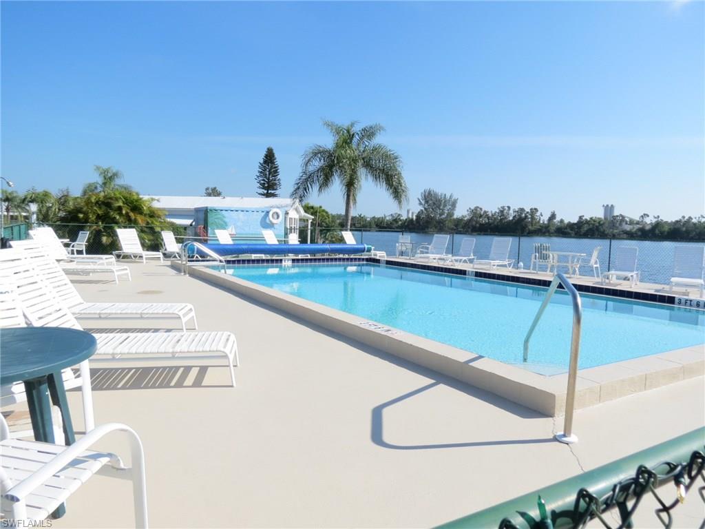 GRANADA LAKES ADULT  RV RESORT - Residential