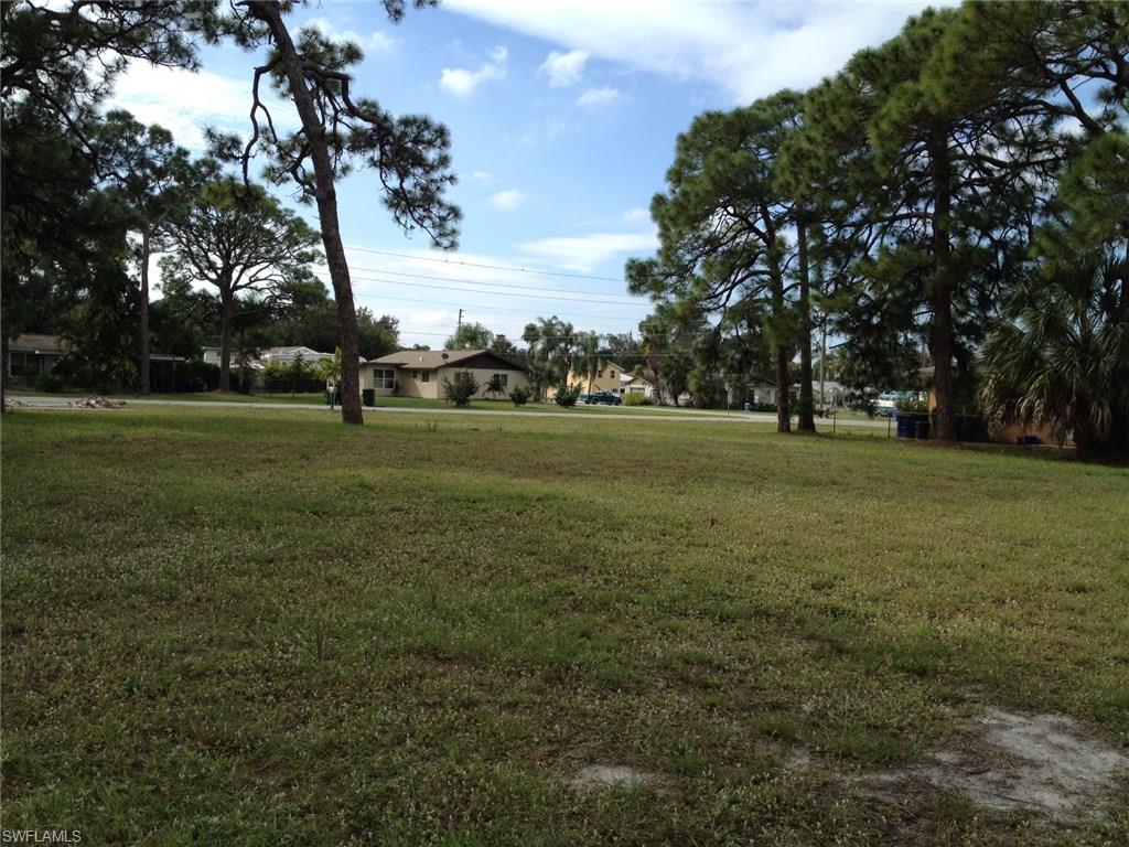 IMPERIAL SHORES - Land