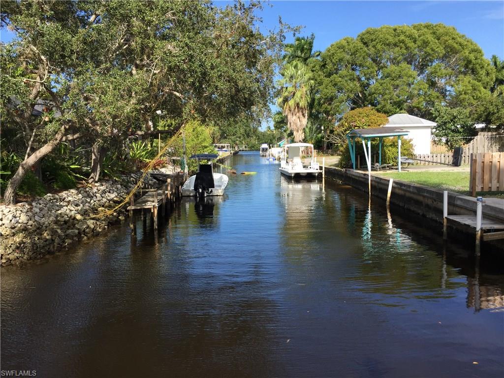 IMPERIAL SHORES - Land