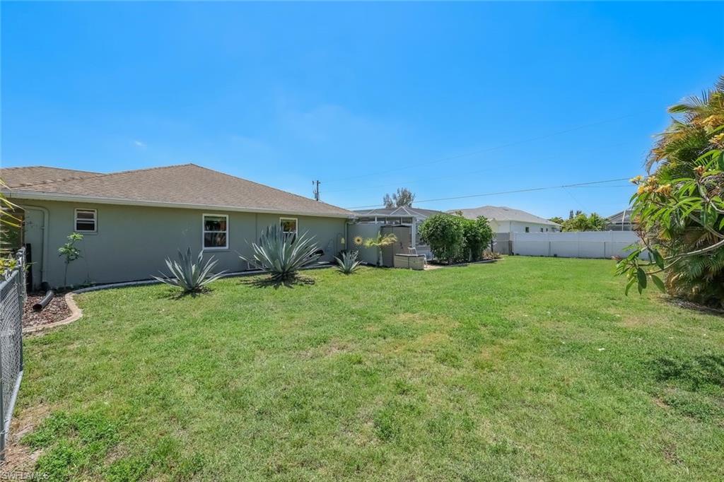 CAPE CORAL - Residential