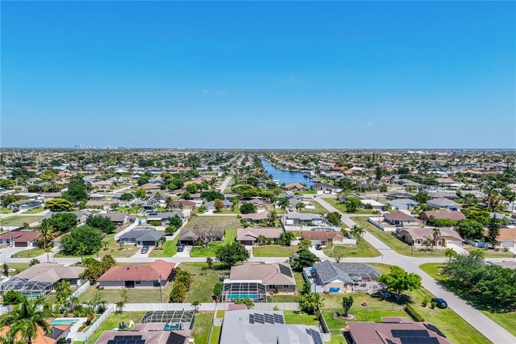 CAPE CORAL - Residential