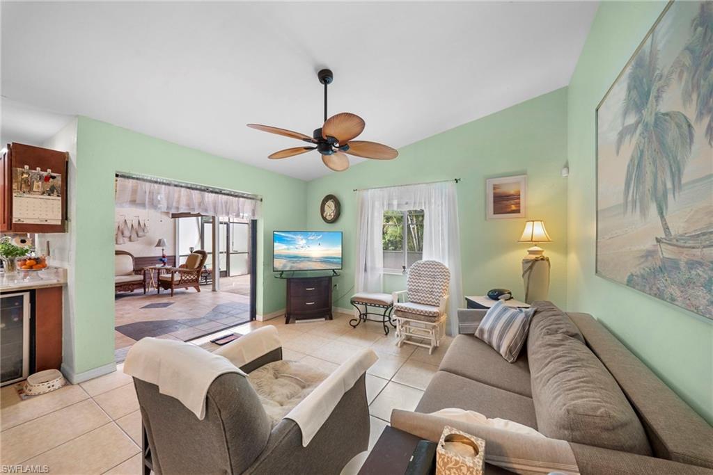 SAN CARLOS PARK - Residential