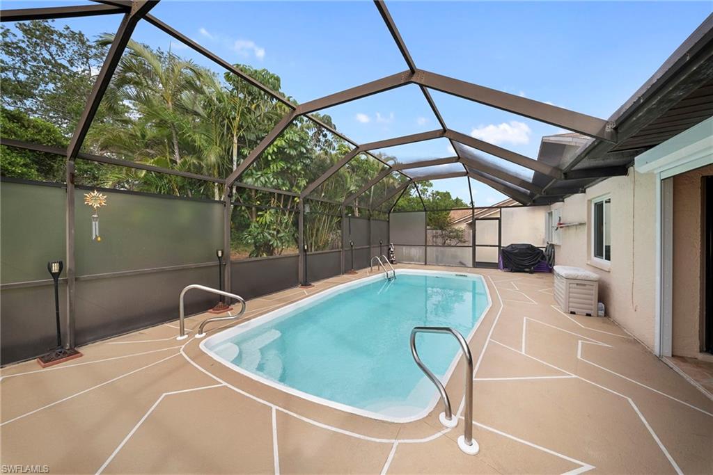 SAN CARLOS PARK - Residential