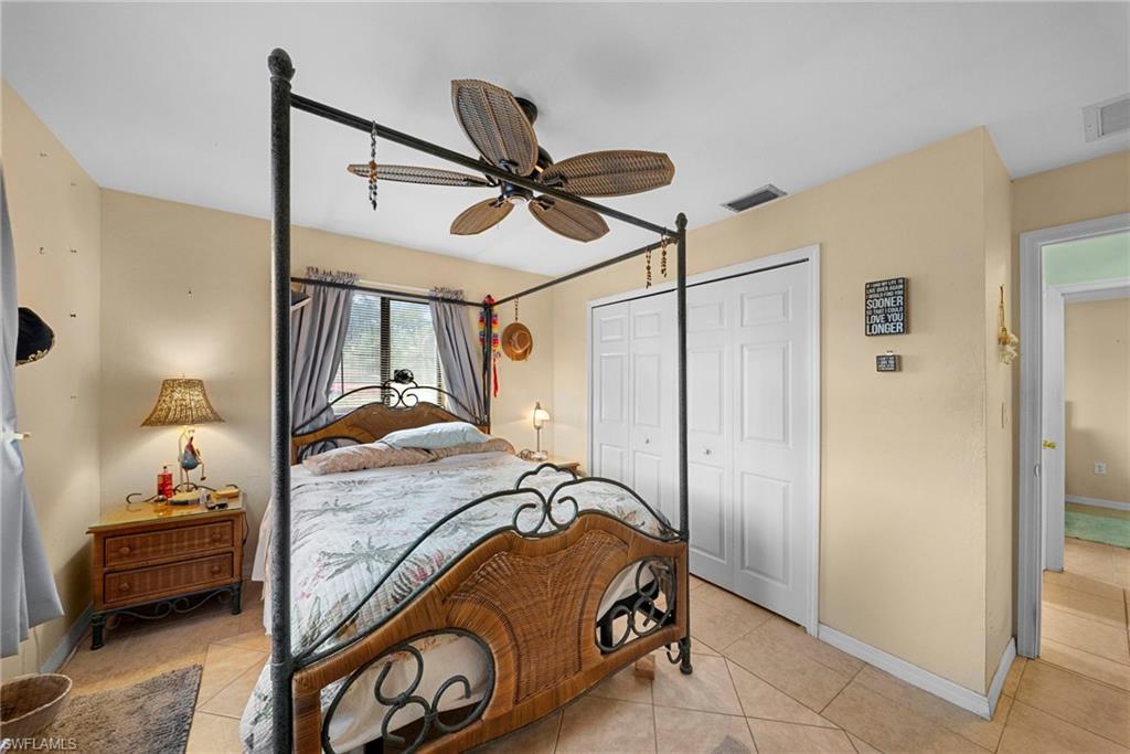 SAN CARLOS PARK - Residential