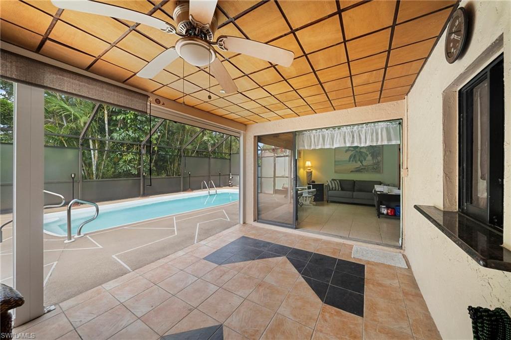 SAN CARLOS PARK - Residential