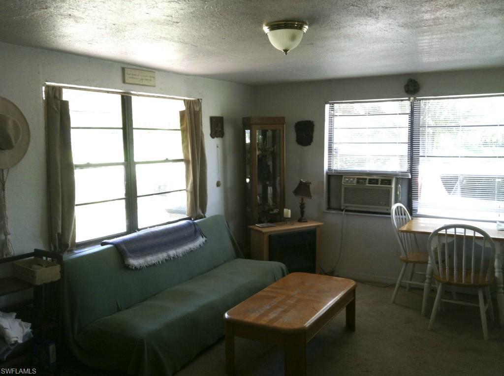 GREEN ACRES - Residential