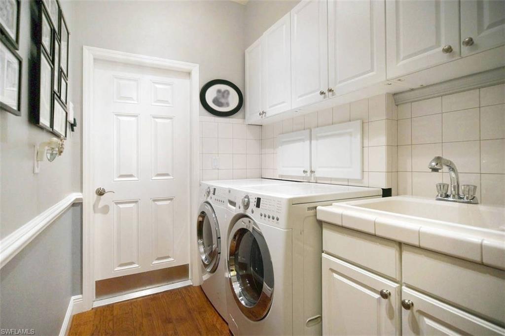 STONEYBROOK - Residential