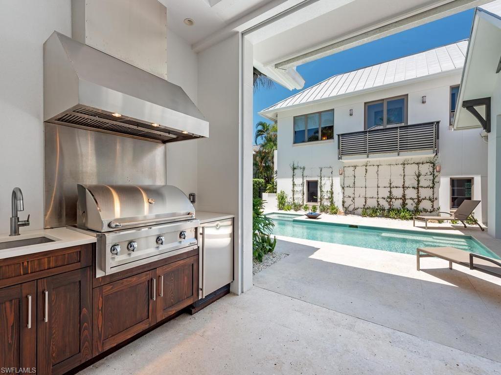 OLDE NAPLES - Residential