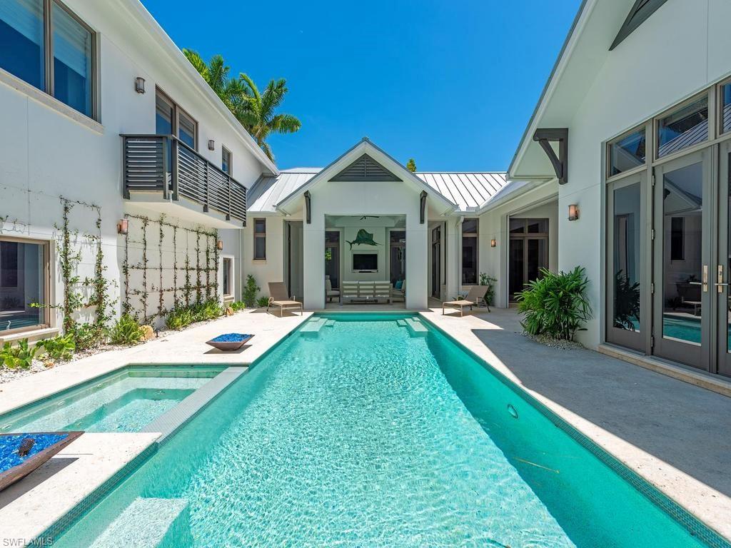 OLDE NAPLES - Residential