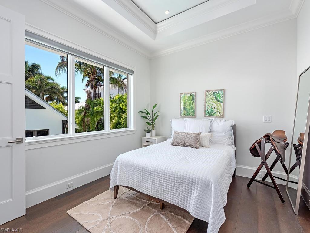 OLDE NAPLES - Residential