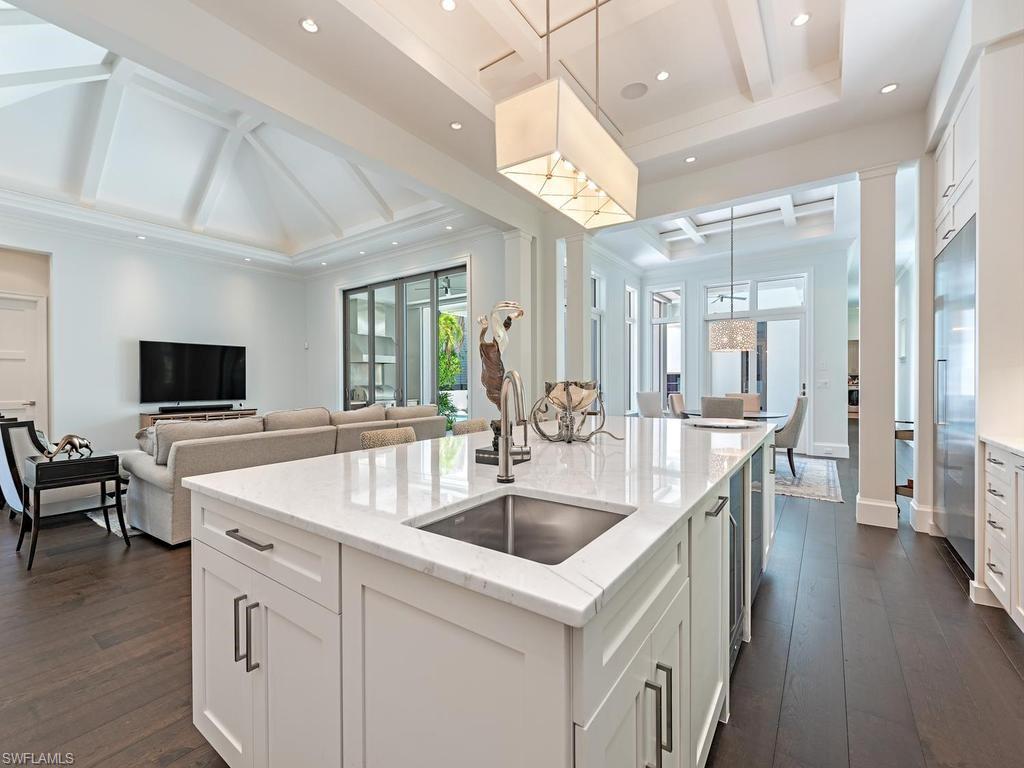 OLDE NAPLES - Residential