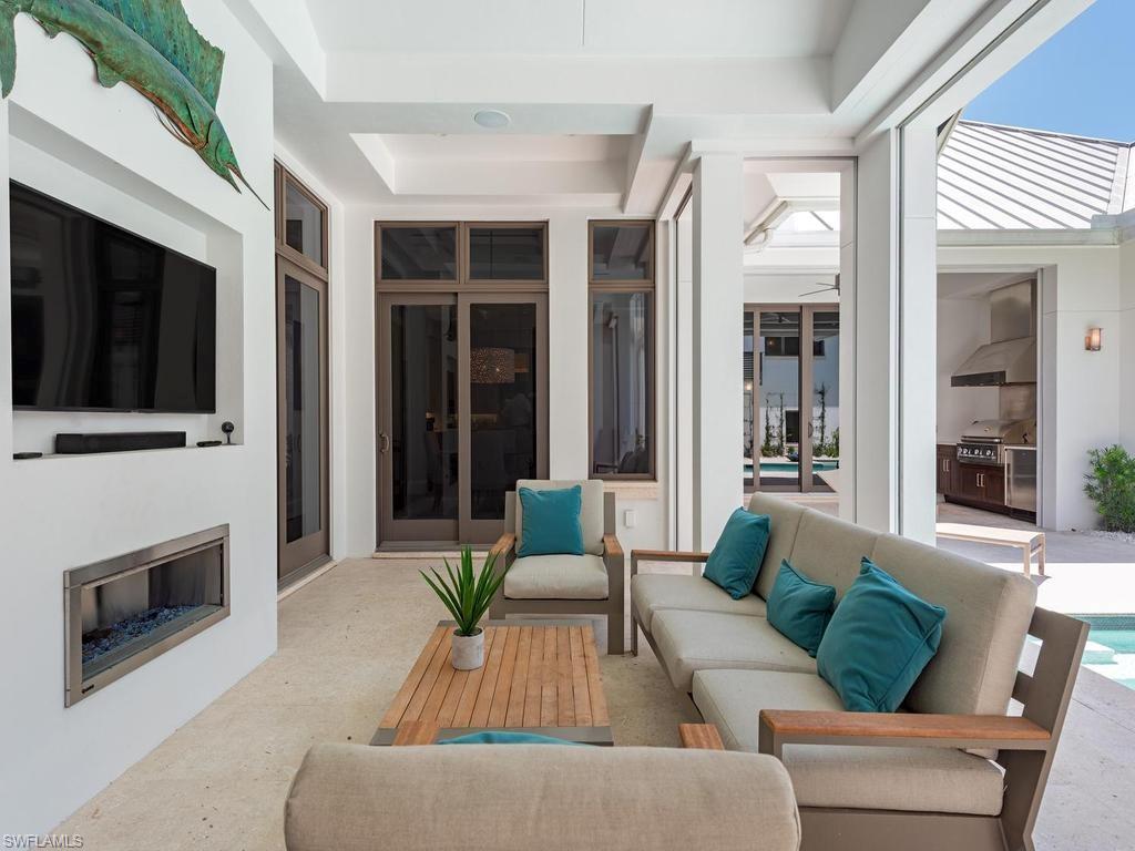 OLDE NAPLES - Residential