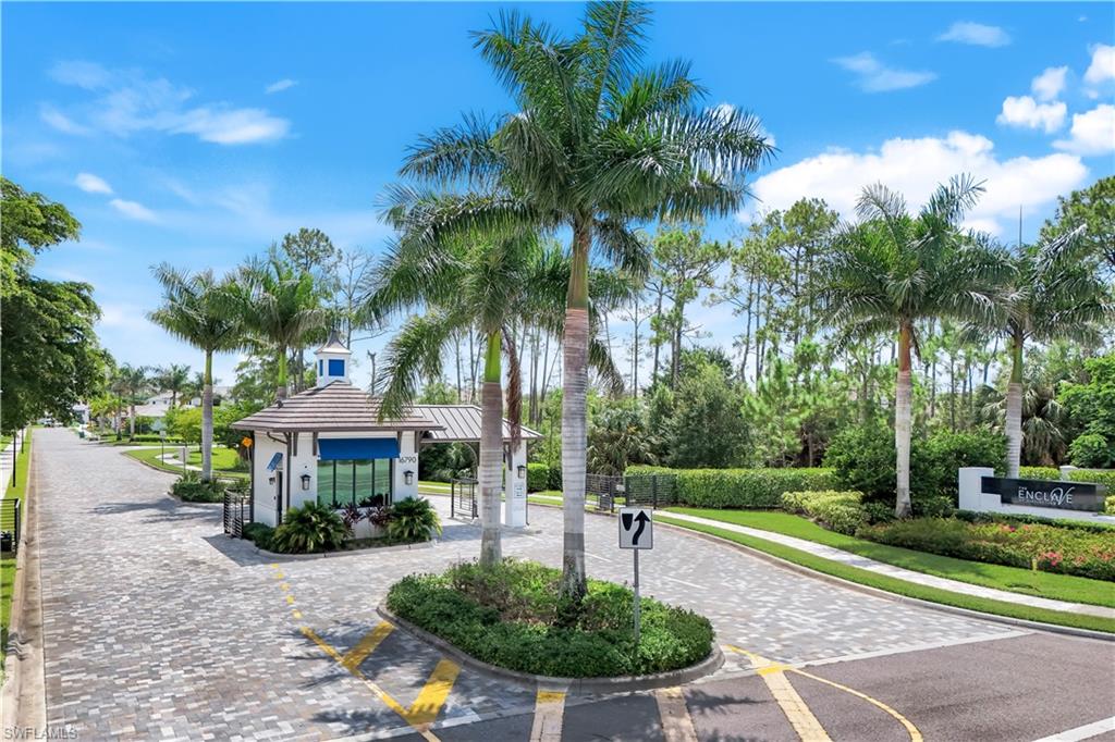 THE ENCLAVE OF DISTINCTION - Residential