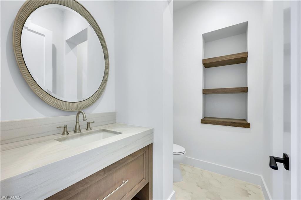 THE ENCLAVE OF DISTINCTION - Residential