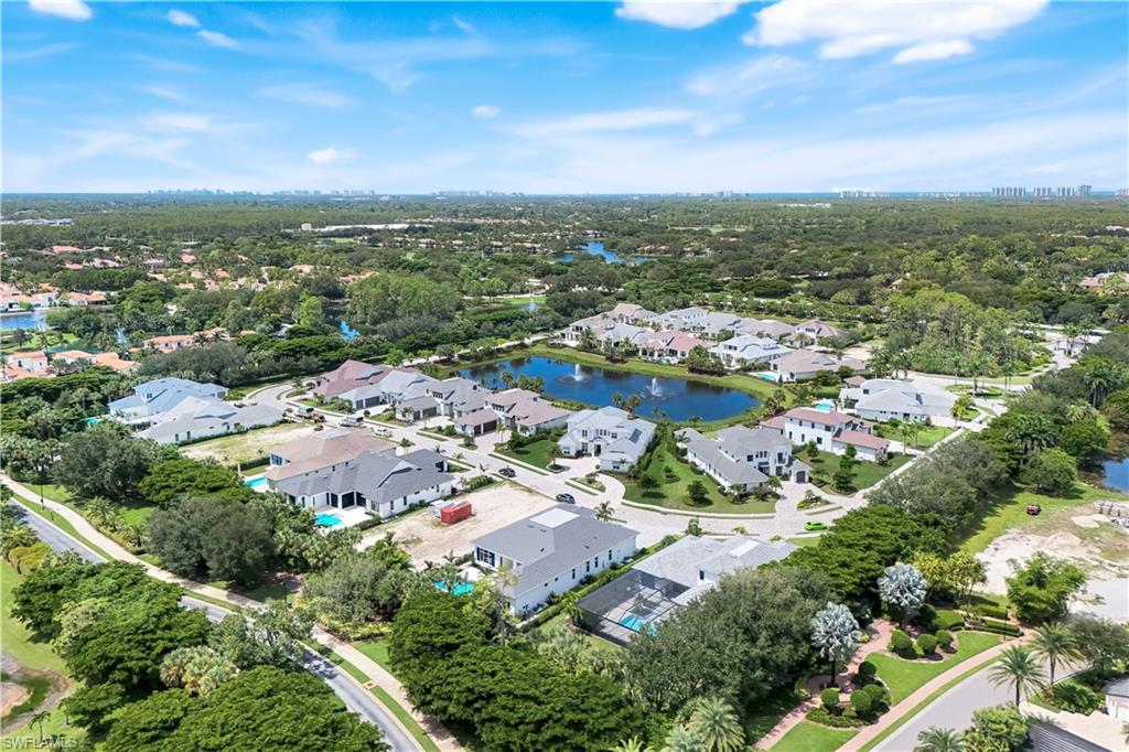 THE ENCLAVE OF DISTINCTION - Residential