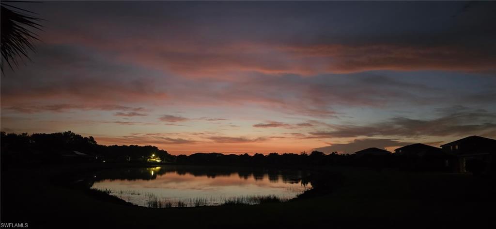 HAMPTON LAKES - Residential