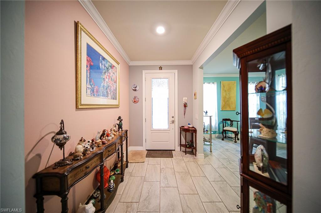 HAMPTON LAKES - Residential