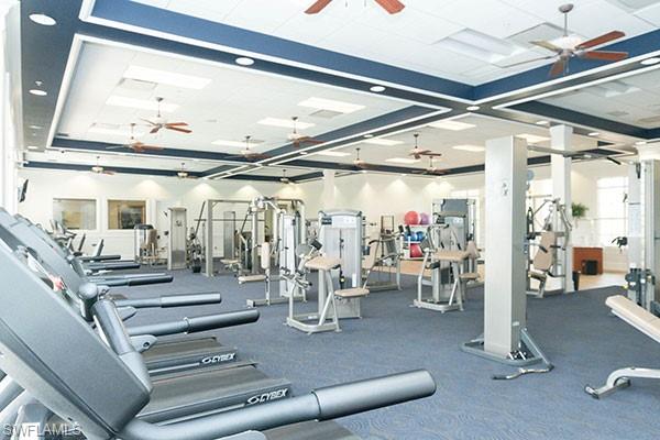 HAMPTON LAKES - Residential