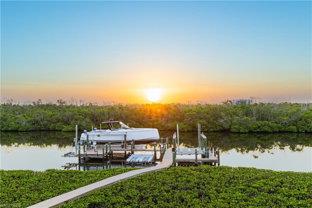 JONATHAN HARBOUR - Residential