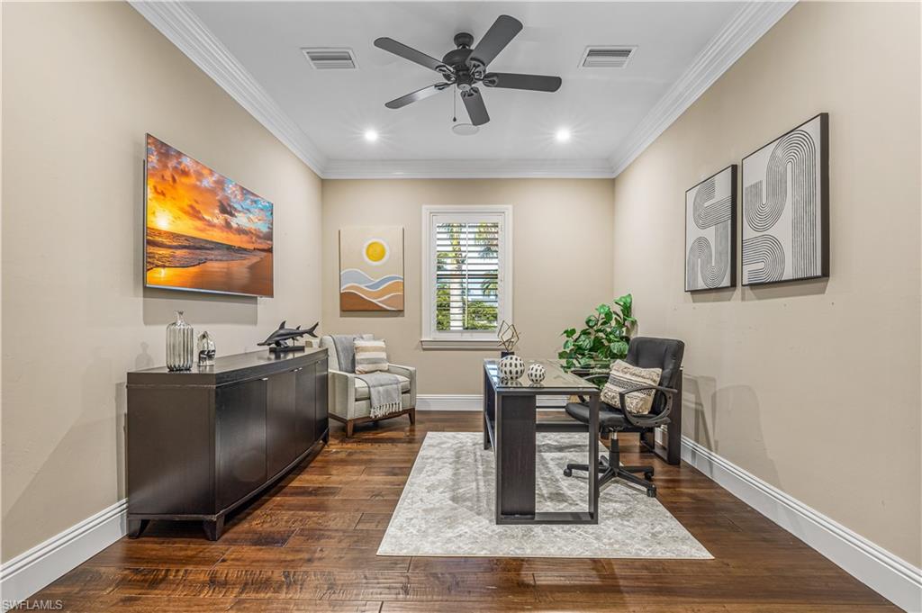 JONATHAN HARBOUR - Residential