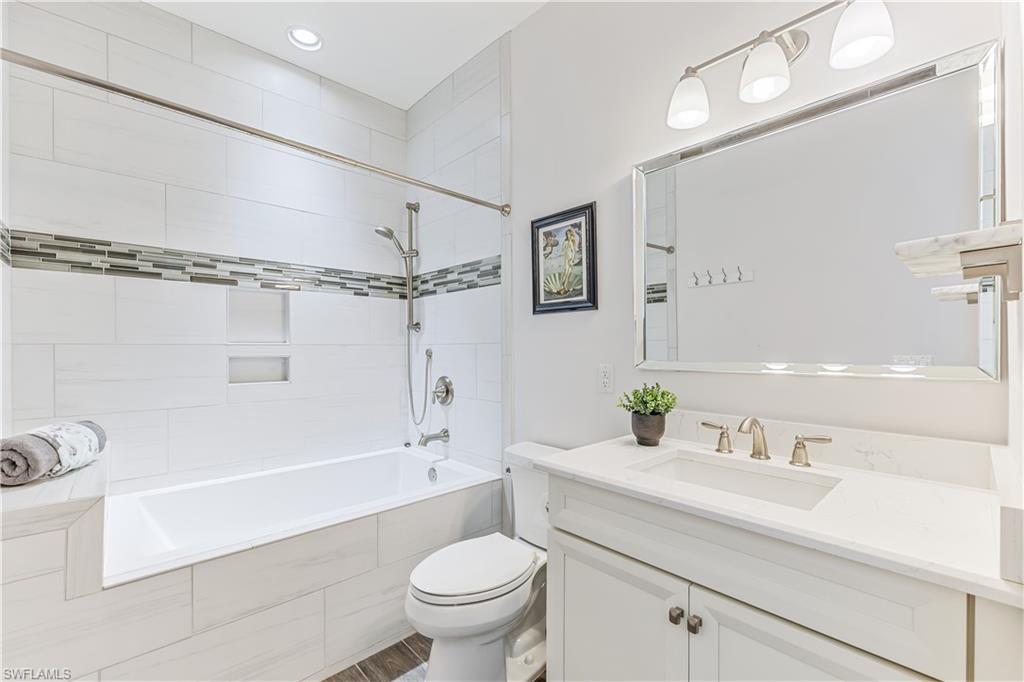 JONATHAN HARBOUR - Residential