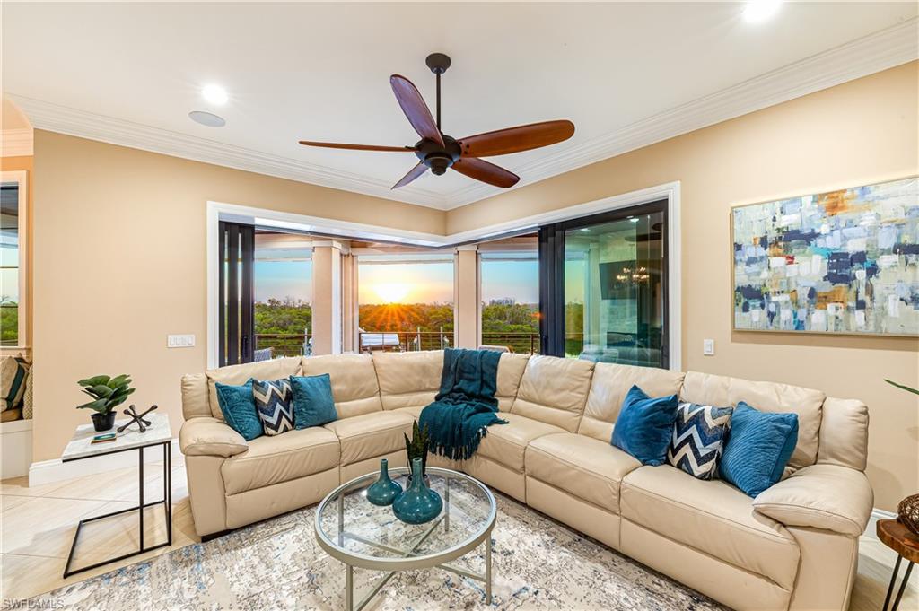 JONATHAN HARBOUR - Residential