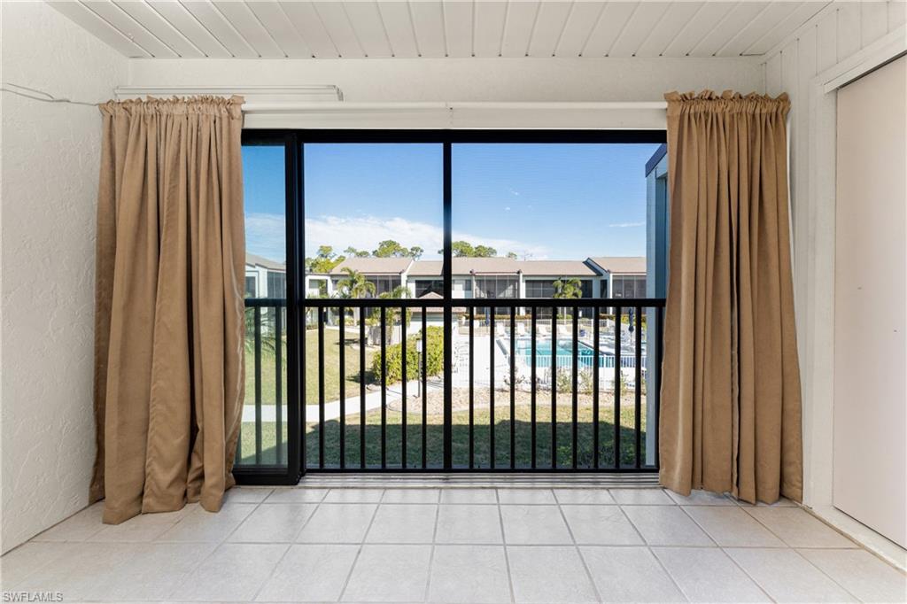 CAPSTAN CLUB CONDO - Residential