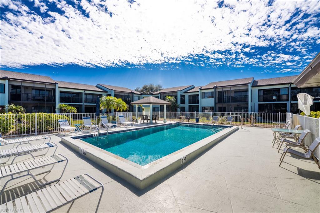 CAPSTAN CLUB CONDO - Residential