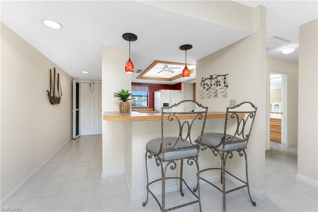 CAPSTAN CLUB CONDO - Residential