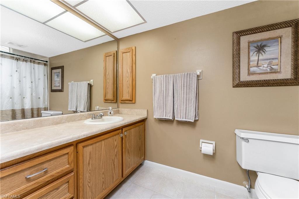 CAPSTAN CLUB CONDO - Residential