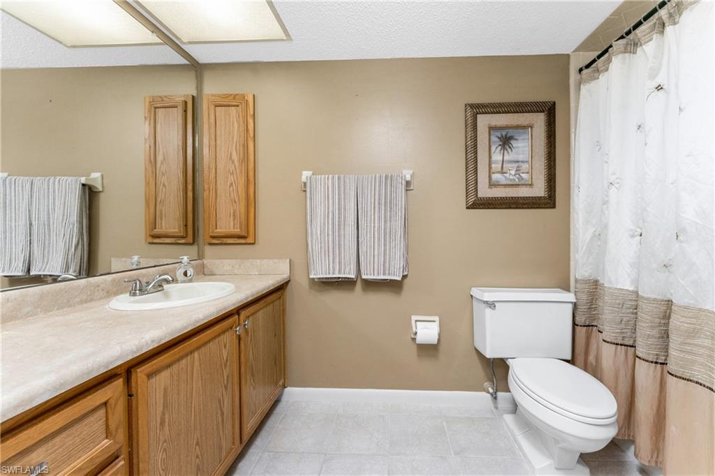 CAPSTAN CLUB CONDO - Residential