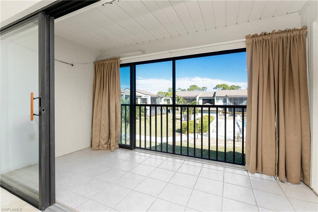 CAPSTAN CLUB CONDO - Residential