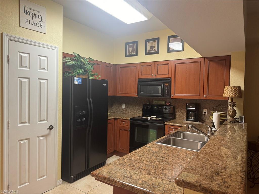 VILLAGIO - Residential Lease