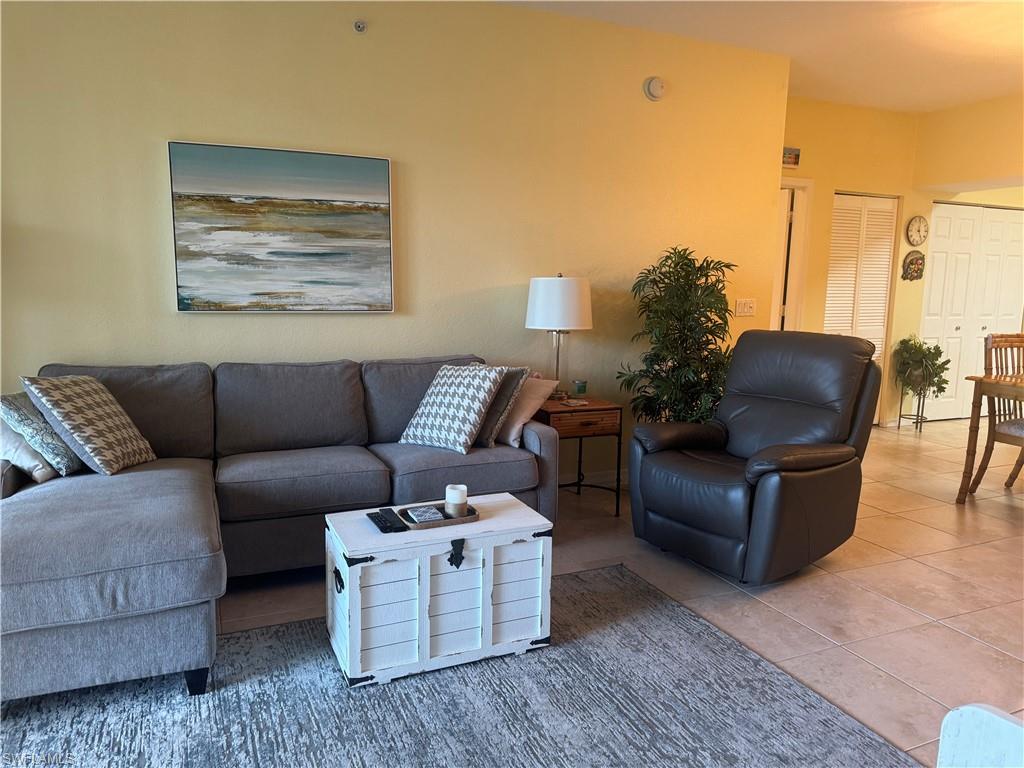 VILLAGIO - Residential Lease