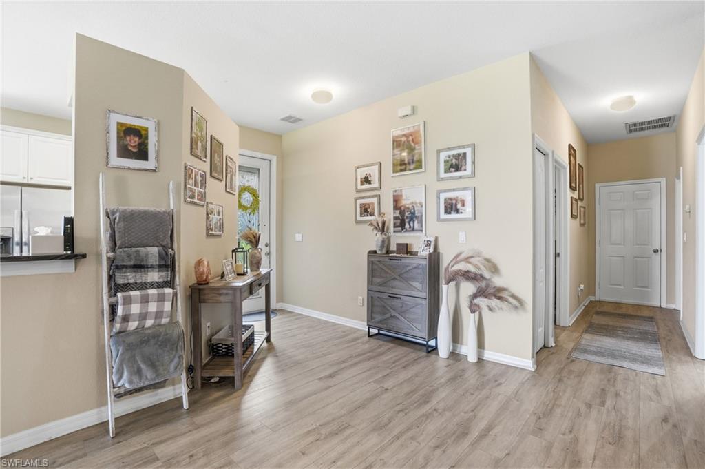 Properties 20038 Serre DR