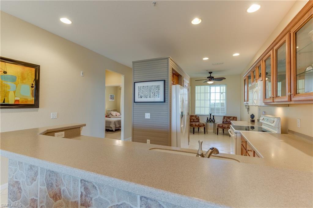 SANIBEL VIEW CONDO - Residential