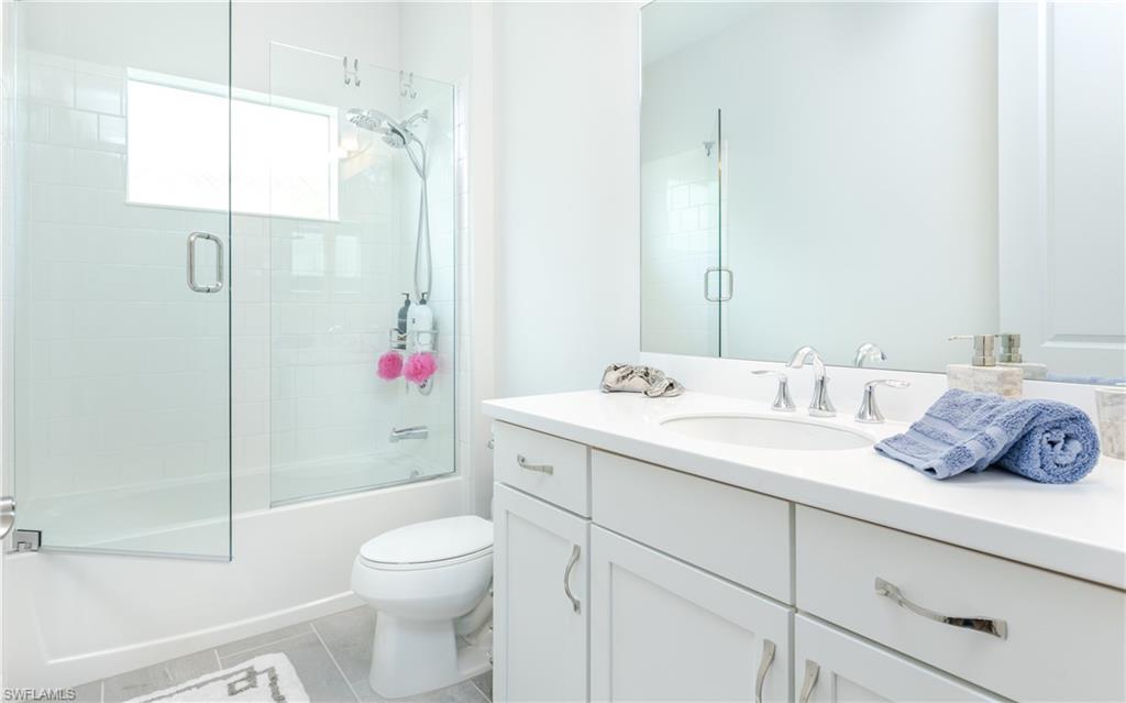 COCONUT COVE - Residential