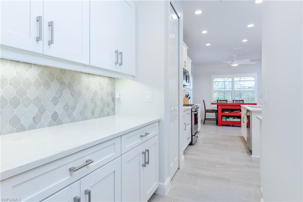 COCONUT COVE - Residential