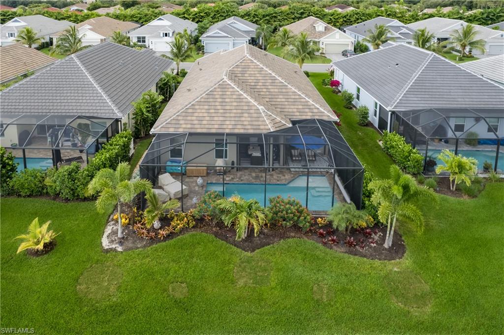 COCONUT COVE - Residential