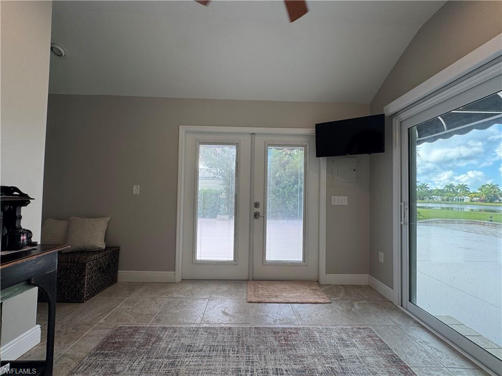 RIVERBEND MOTORCOACH RESORT - Land