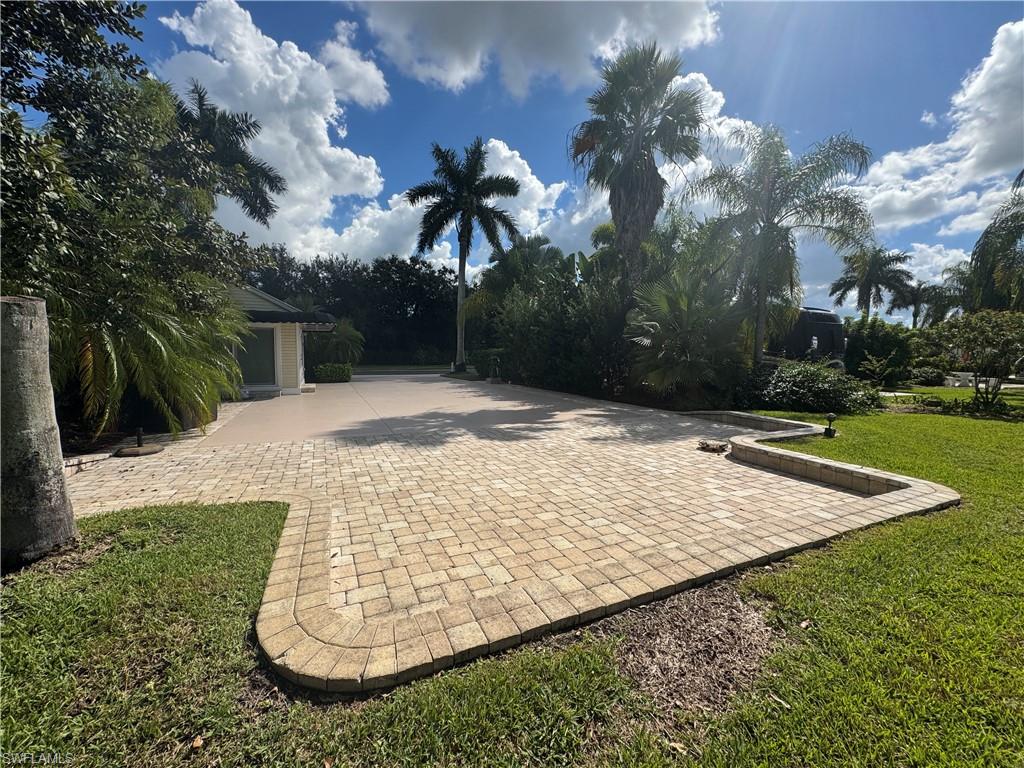 RIVERBEND MOTORCOACH RESORT - Land