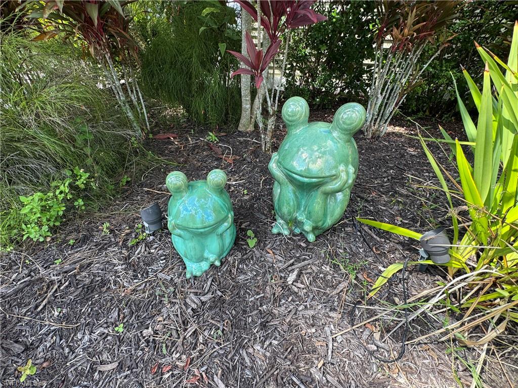 RIVERBEND MOTORCOACH RESORT - Land