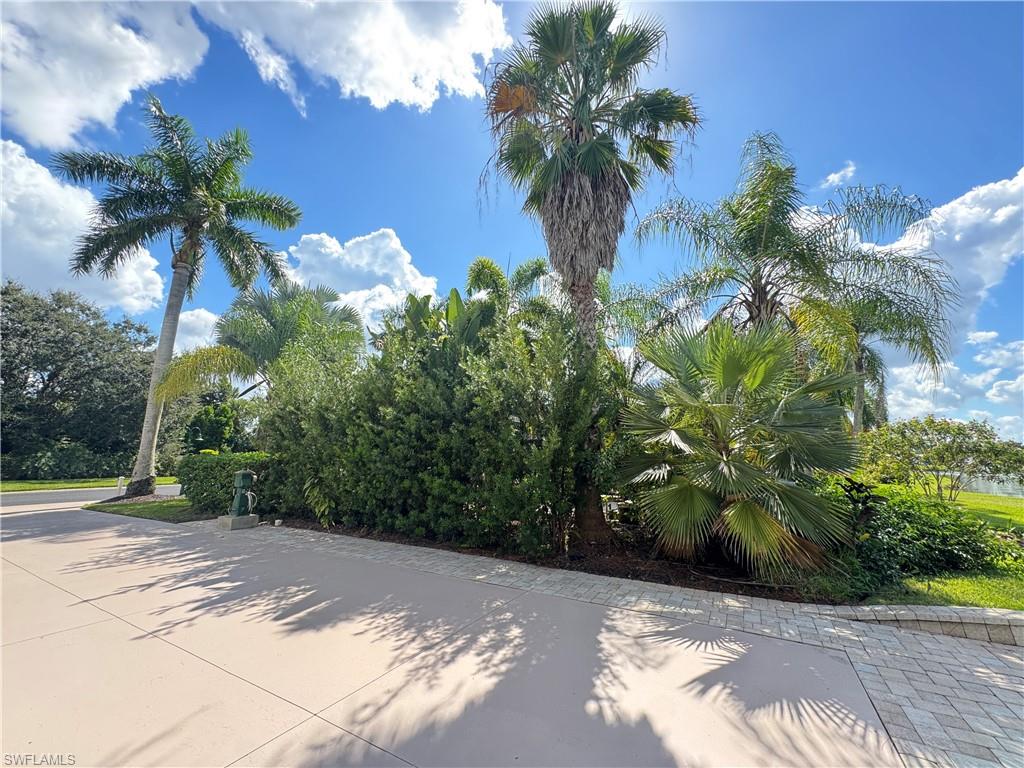 RIVERBEND MOTORCOACH RESORT - Land