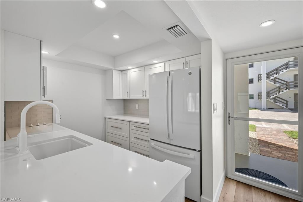 SPANISH CAY CONDO - Residential