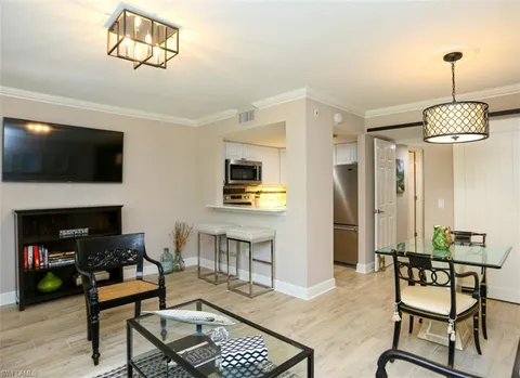 950 7th Ave S Unit 23, Naples, FL 34102 - #: 225014715