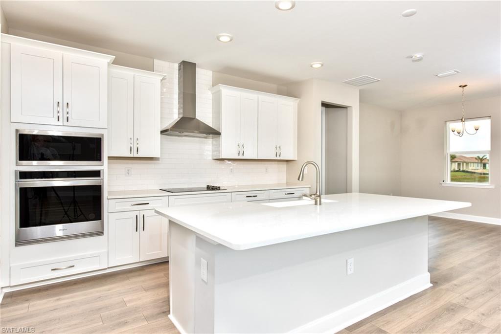 VALENCIA LAKES - Residential Lease