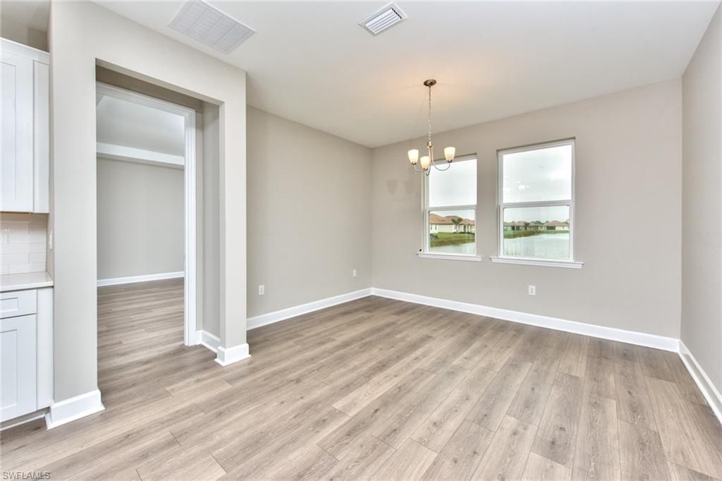 VALENCIA LAKES - Residential Lease