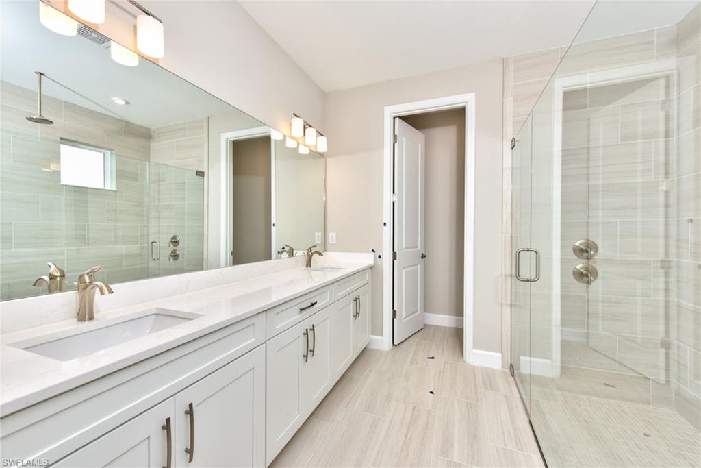 VALENCIA LAKES - Residential Lease